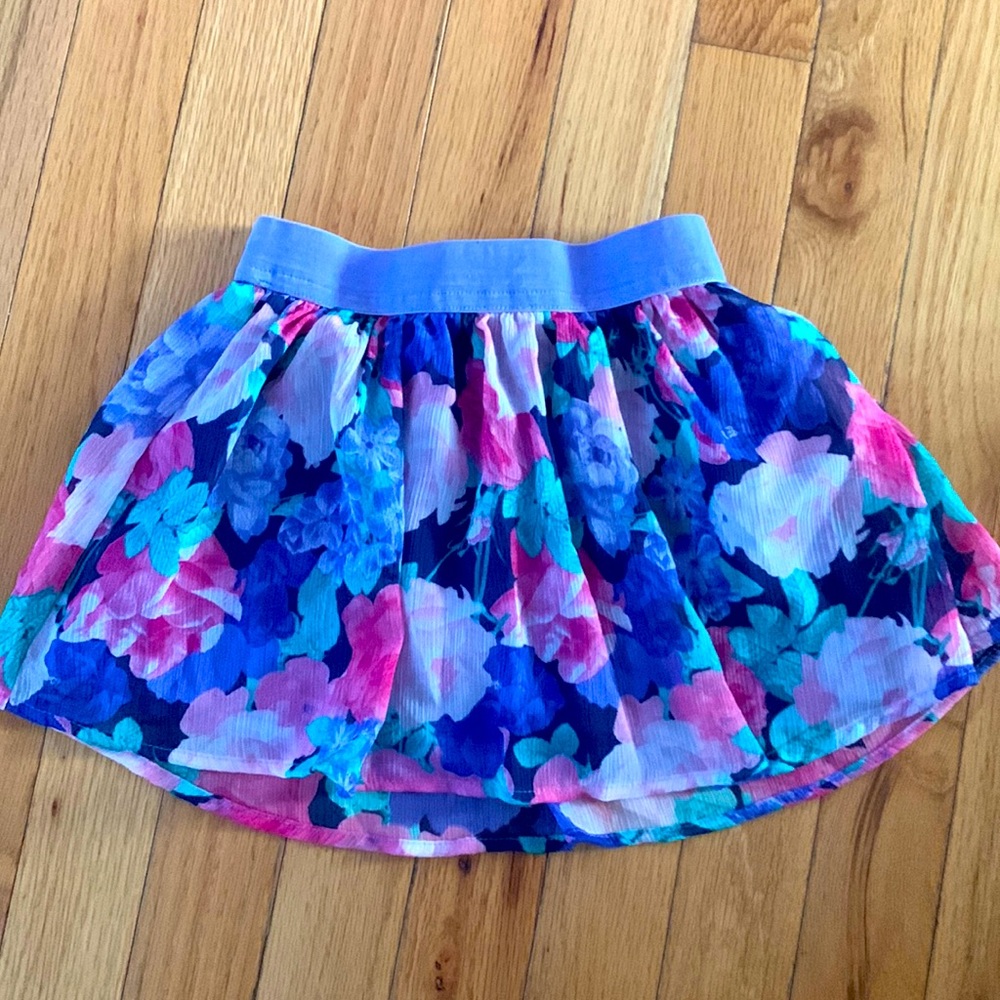 Girls floral skirt size 4